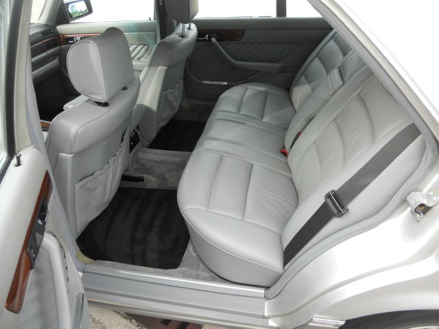 1991 Mercedes-Benz 300 5XT