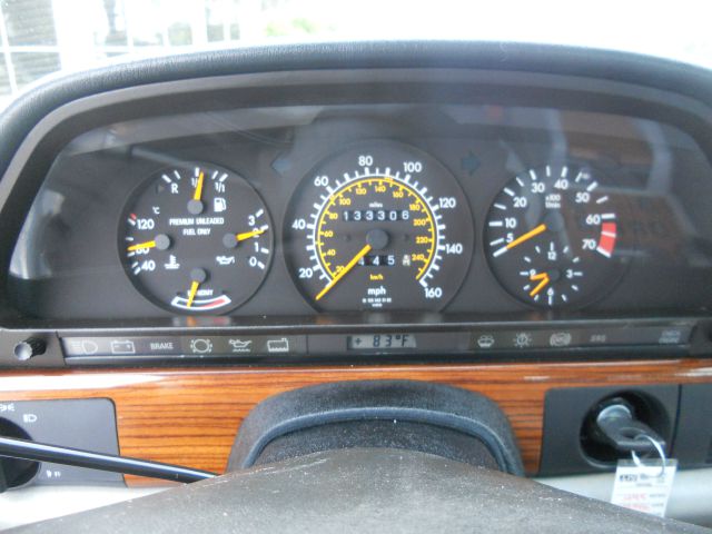 1991 Mercedes-Benz 300 5XT