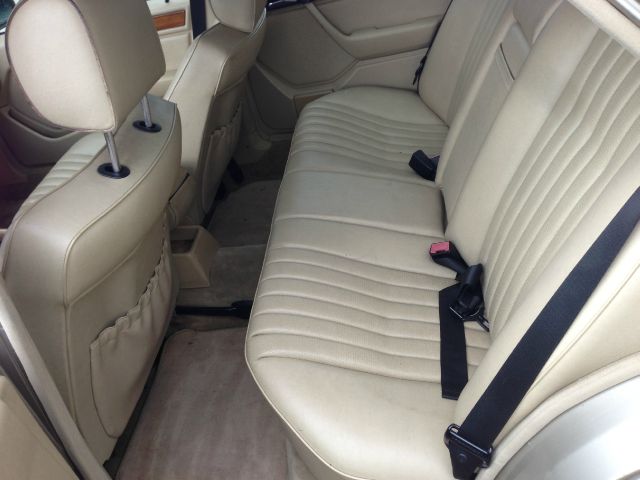 1992 Mercedes-Benz 300 V8 Triton