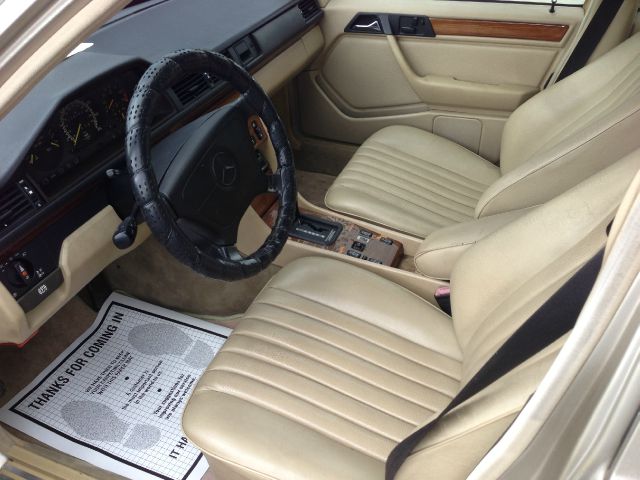 1992 Mercedes-Benz 300 V8 Triton