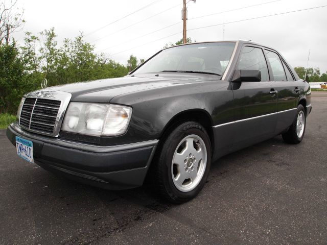 1993 Mercedes-Benz 300 Convenience