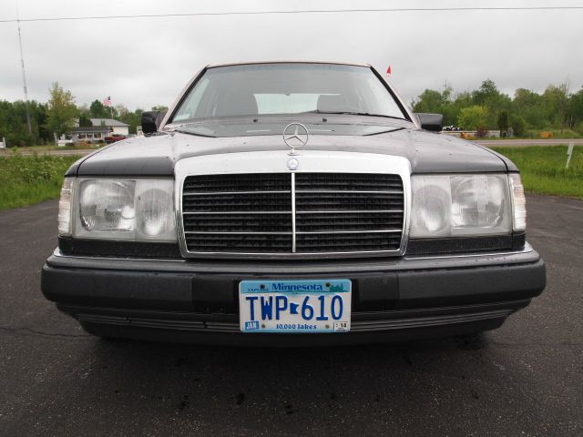 1993 Mercedes-Benz 300 Convenience