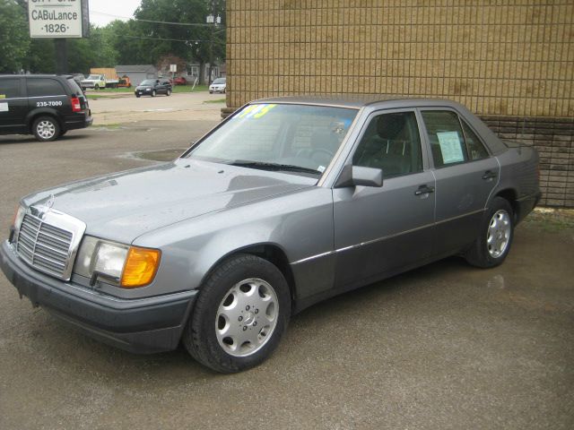 1992 Mercedes-Benz 400 XLT 4X4 FX4 X-cab