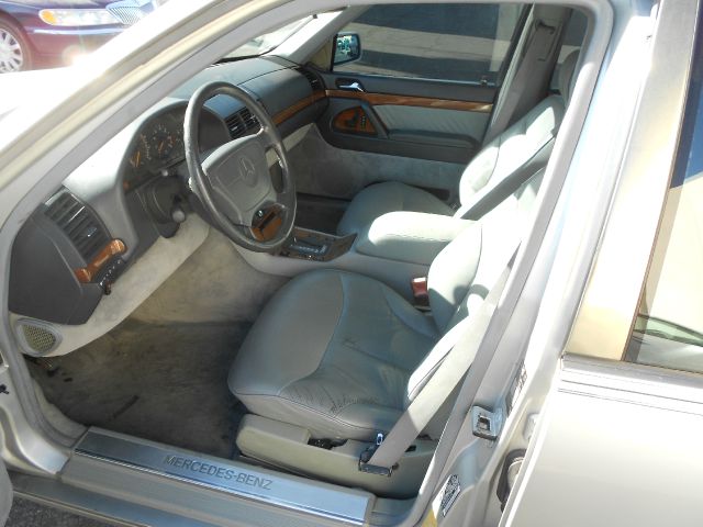 1992 Mercedes-Benz 400 Dually 4WD