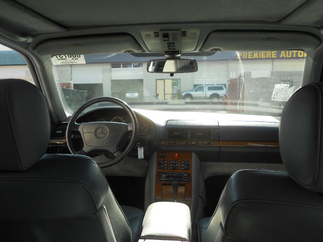 1992 Mercedes-Benz 400 Dually 4WD