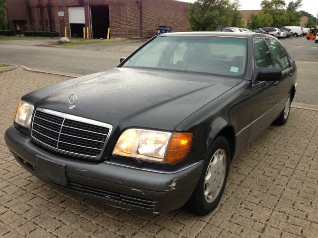 1993 Mercedes-Benz 400 7-passenger EX
