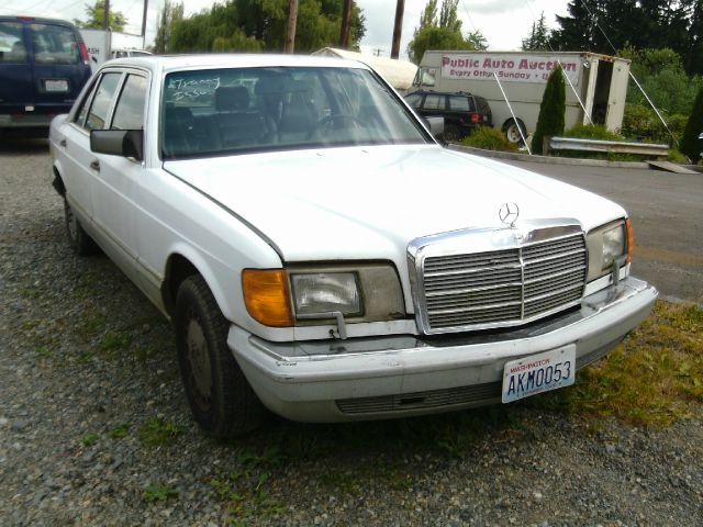 1990 Mercedes-Benz 420 SLE Hybrid Pickup 4D 6 1/2 Ft