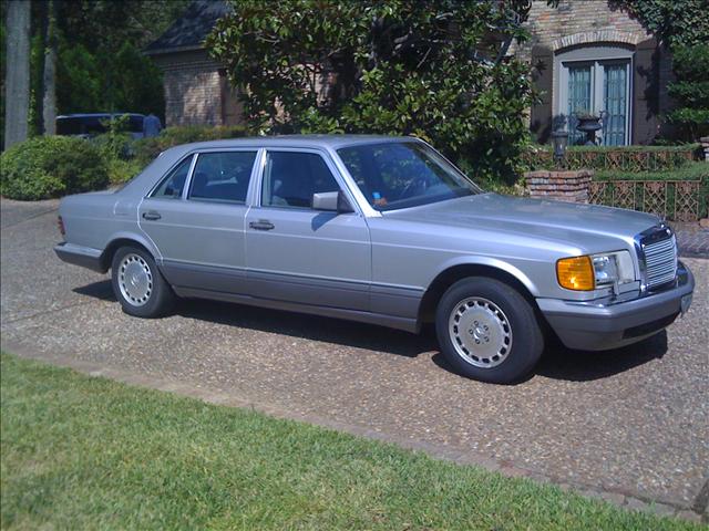 1987 Mercedes-Benz 560 5XT