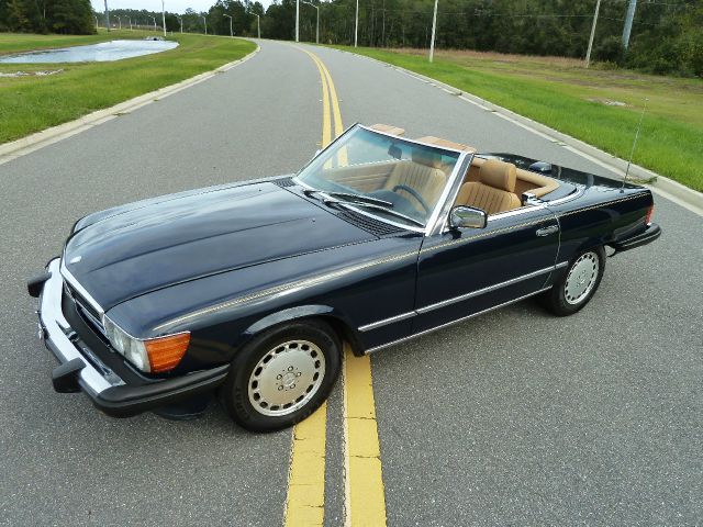 1986 Mercedes-Benz 560SL Unknown