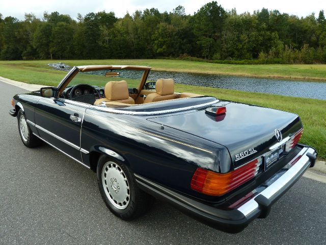 1986 Mercedes-Benz 560SL Unknown
