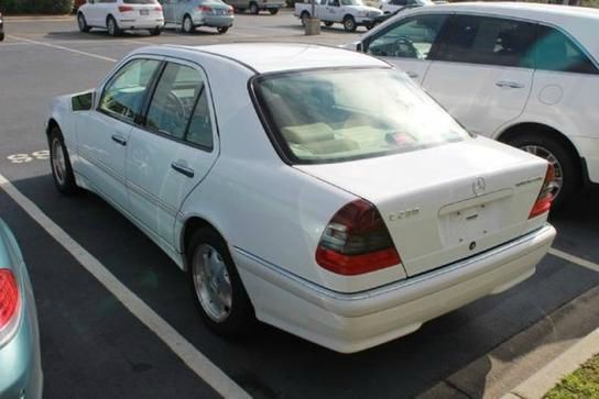 1999 Mercedes-Benz C-Class 3.5rl Nav.+premium Pkg