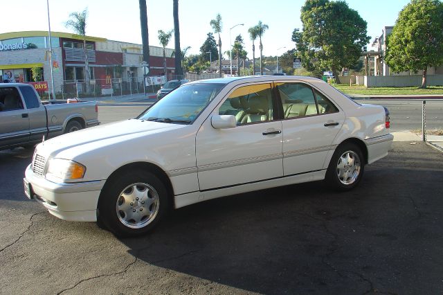 1999 Mercedes-Benz C-Class 3.5rl Nav.+premium Pkg