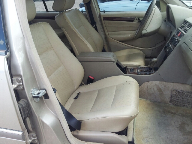 1999 Mercedes-Benz C-Class 3.5rl Nav.+premium Pkg