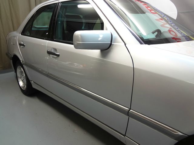 2000 Mercedes-Benz C-Class 3.5rl Nav.+premium Pkg