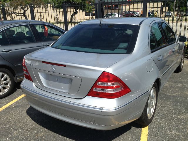 2001 Mercedes-Benz C-Class 3.2 TL - Extra Sharp
