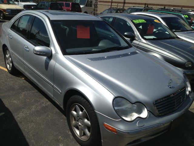 2001 Mercedes-Benz C-Class 3.2 TL - Extra Sharp