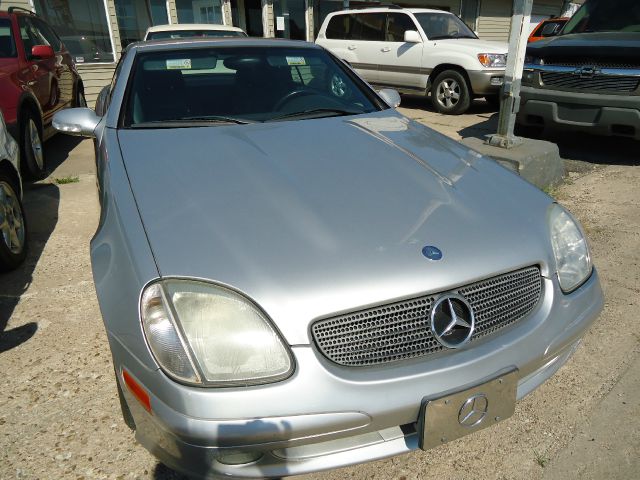 2001 Mercedes-Benz C-Class 3.2 TL - Extra Sharp