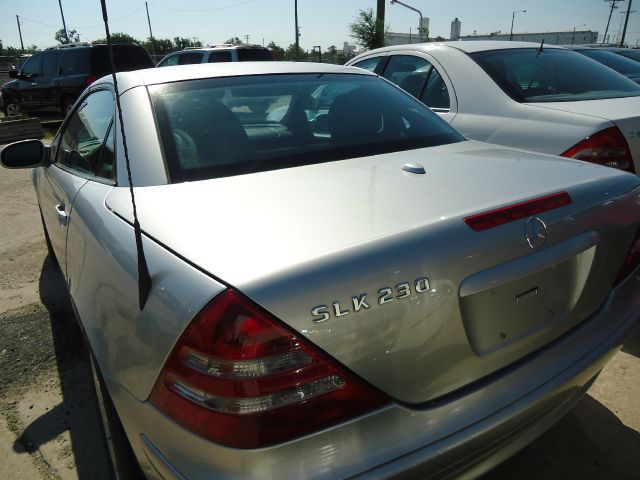 2001 Mercedes-Benz C-Class 3.2 TL - Extra Sharp