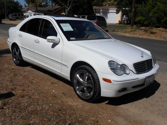 2001 Mercedes-Benz C-Class Series 4