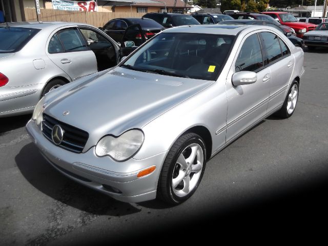 2001 Mercedes-Benz C-Class Series 4