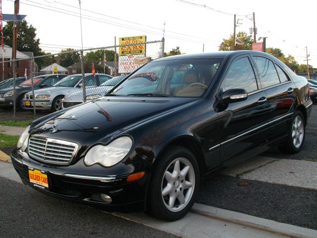2001 Mercedes-Benz C-Class 3.2 TL - Extra Sharp