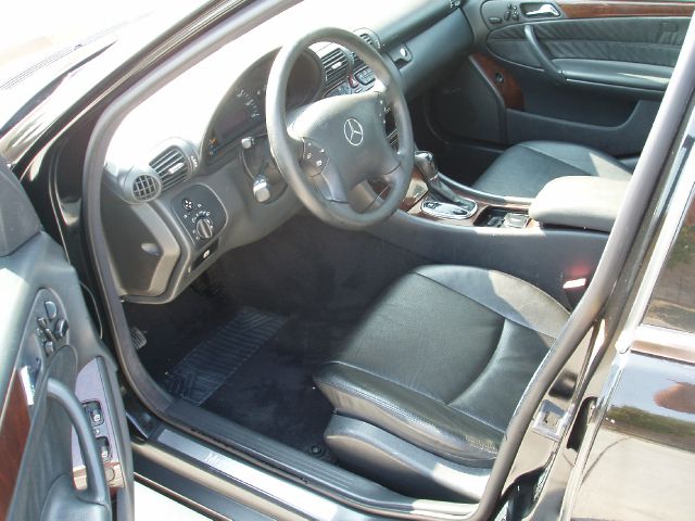 2001 Mercedes-Benz C-Class Series 4