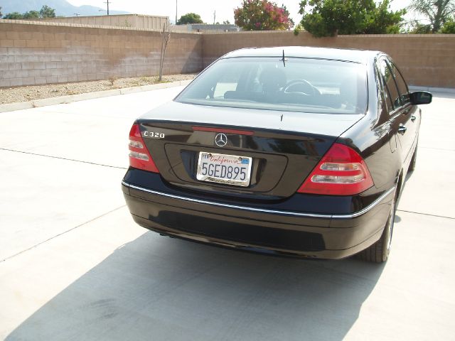 2001 Mercedes-Benz C-Class Series 4