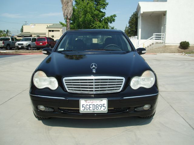 2001 Mercedes-Benz C-Class Series 4