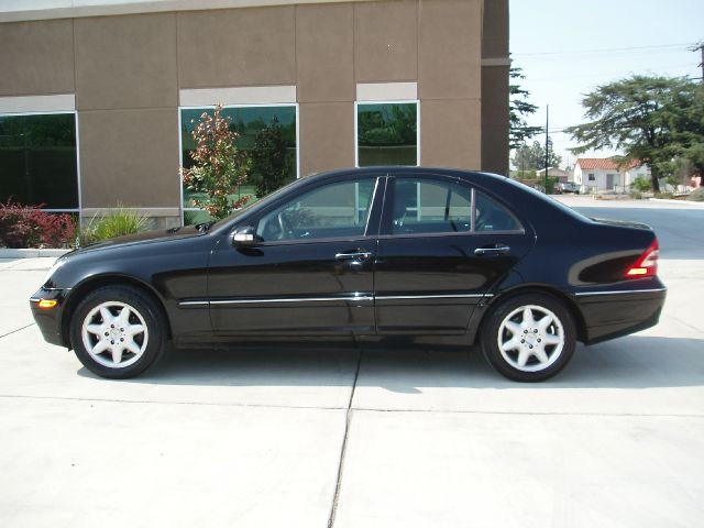 2001 Mercedes-Benz C-Class Series 4