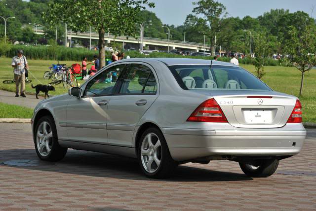 2001 Mercedes-Benz C-Class 3.2 TL - Extra Sharp