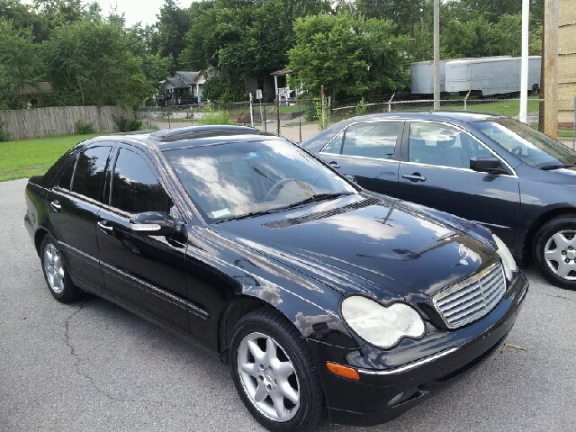 2001 Mercedes-Benz C-Class 3.2 TL - Extra Sharp