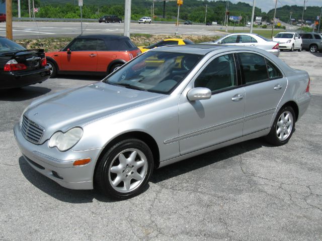 2001 Mercedes-Benz C-Class Series 4