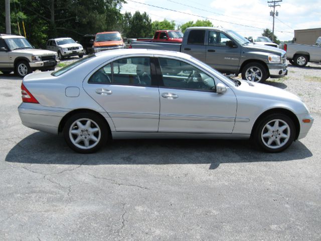 2001 Mercedes-Benz C-Class Series 4