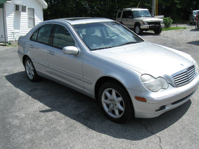 2001 Mercedes-Benz C-Class Series 4