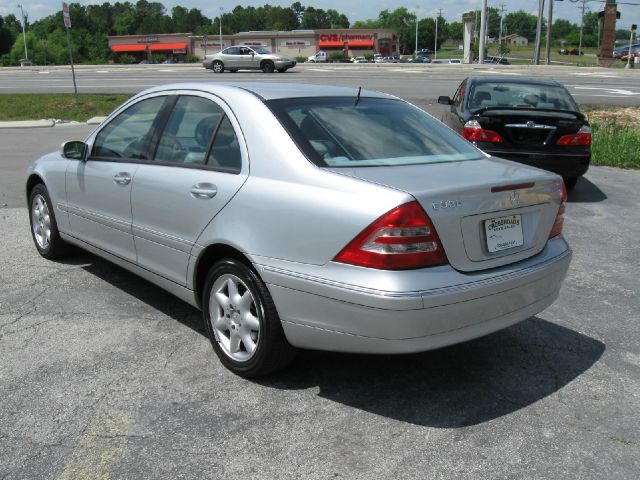 2001 Mercedes-Benz C-Class Series 4