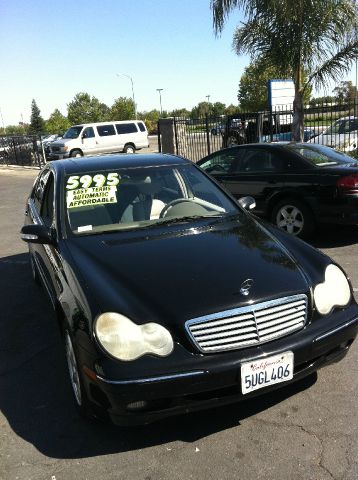 2001 Mercedes-Benz C-Class Series 4