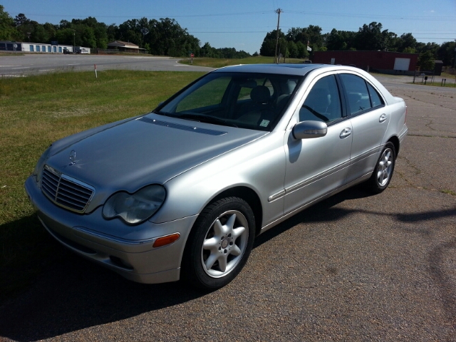 2001 Mercedes-Benz C-Class Series 4