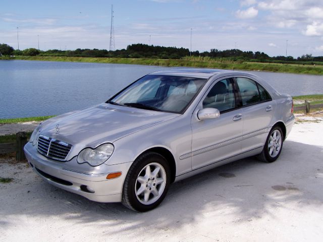 2001 Mercedes-Benz C-Class Series 4