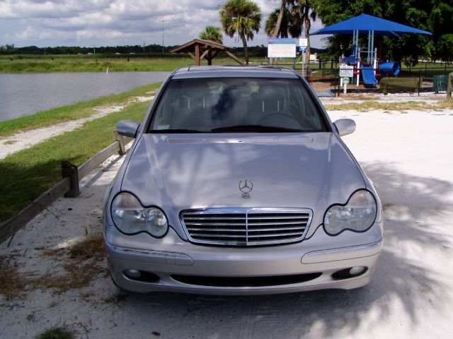 2001 Mercedes-Benz C-Class Series 4