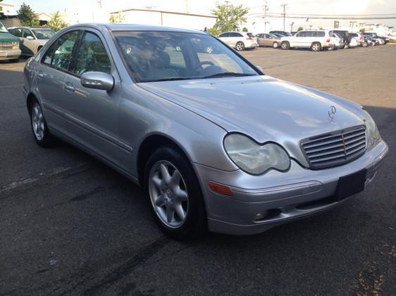 2001 Mercedes-Benz C-Class 3.2 TL - Extra Sharp