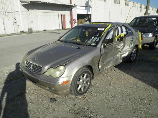 2002 Mercedes-Benz C-Class E-350 Super Duty 158 WB DRW