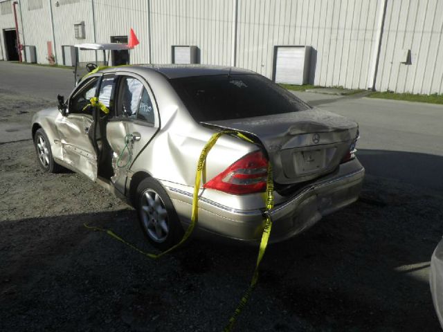 2002 Mercedes-Benz C-Class E-350 Super Duty 158 WB DRW