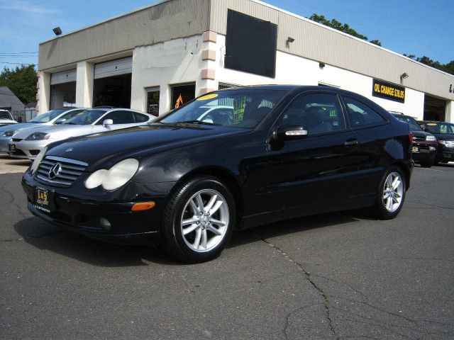 2002 Mercedes-Benz C-Class W/T 4WD