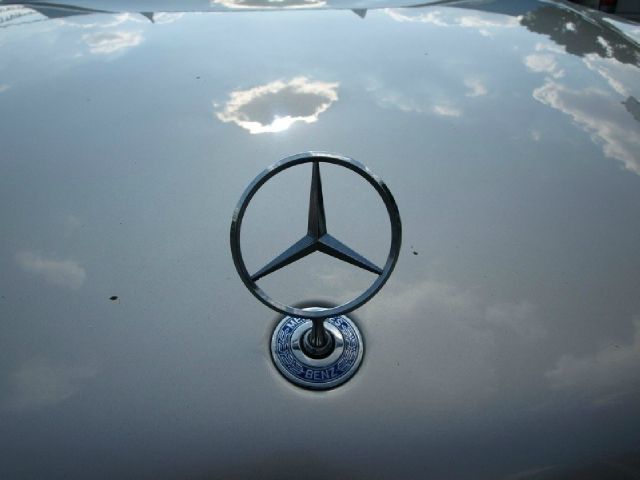 2002 Mercedes-Benz C-Class Unknown