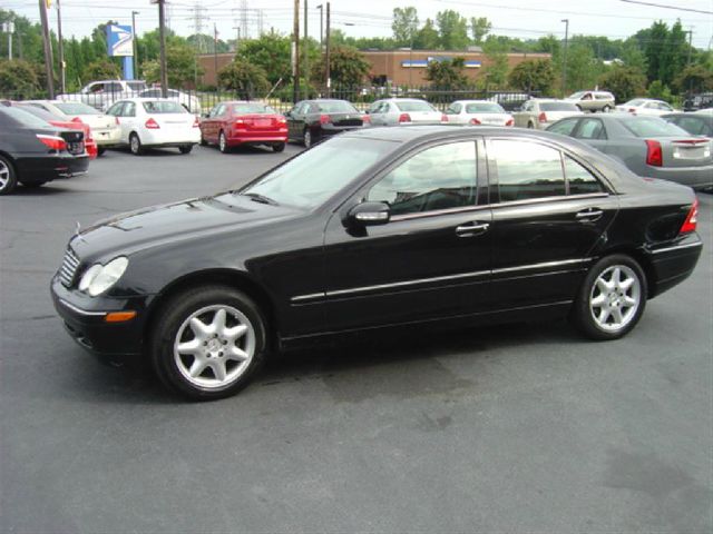 2002 Mercedes-Benz C-Class E-350 Super Duty 158 WB DRW