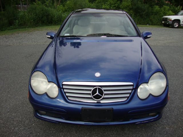 2002 Mercedes-Benz C-Class Level 2, 1-owner