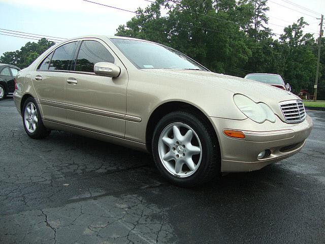 2002 Mercedes-Benz C-Class 3.2 TL - Extra Sharp