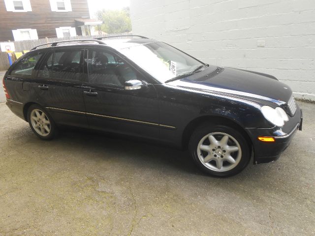 2002 Mercedes-Benz C-Class Series 4