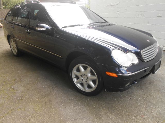 2002 Mercedes-Benz C-Class Series 4
