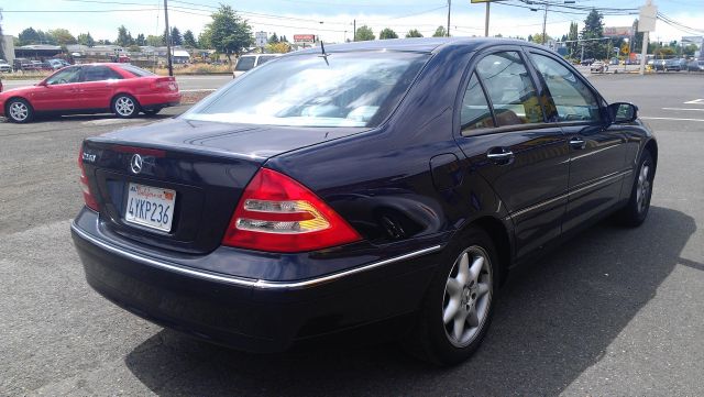 2002 Mercedes-Benz C-Class E-350 Super Duty 158 WB DRW